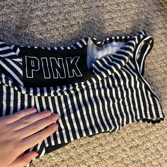 Women’s Dress - Picture 2 of 2